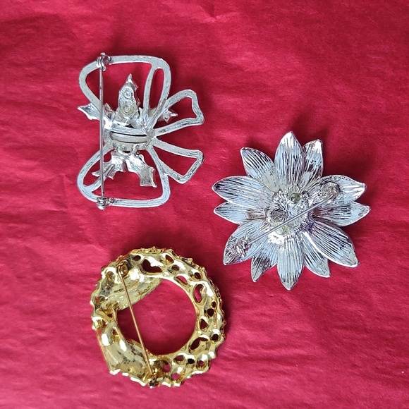 One lot of 3 holiday brooches - Picture 2 of 5